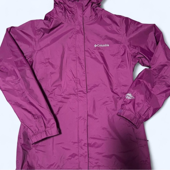 Columbia Purple Mesh-Lined Rain Jacket - Picture 2 of 4